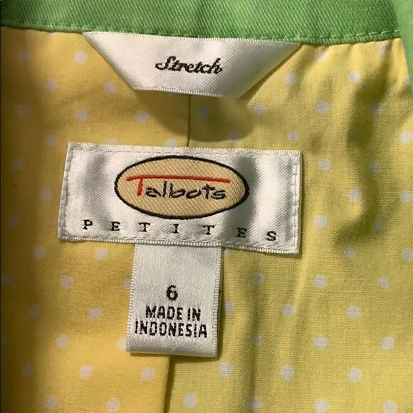 Talbots size 6 belted button up jacket - Picture 2 of 8